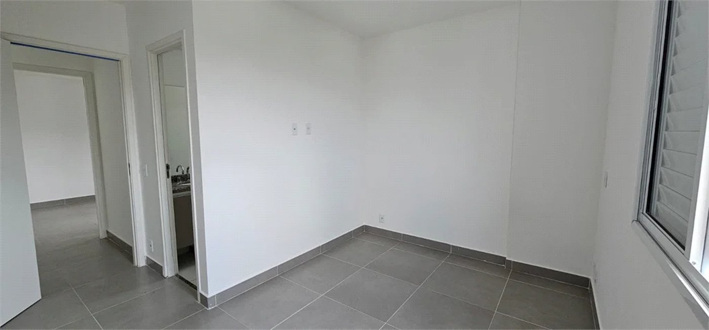 Apartamento para alugar com 2 suítes em Jardim Ampliação, São Paulo, SP
