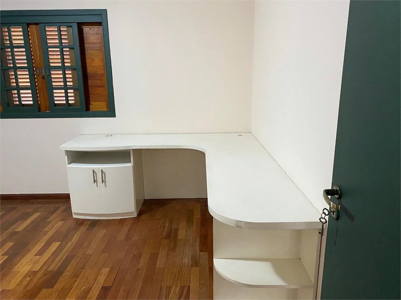 Sobrado à venda com 3 quartos, sendo 1 suíte, em Vila Lageado, São Paulo, SP
