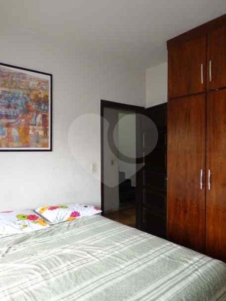Casa à venda com 3 quartos, sendo 1 suíte,  em Jardim Londrina, São Paulo, SP