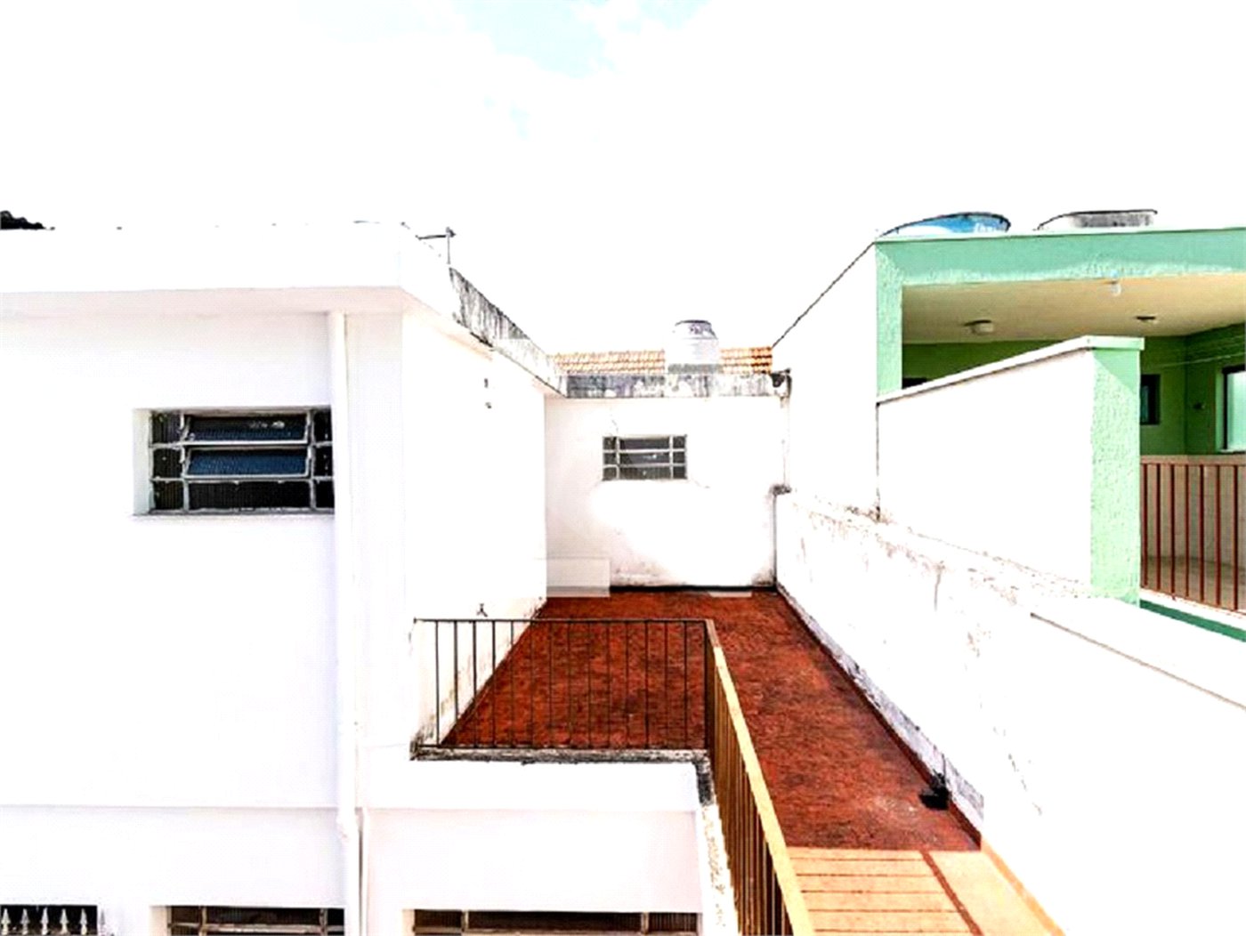 Casa à venda com 4 quartos, sendo 2 suítes, em Indianópolis, São Paulo, SP