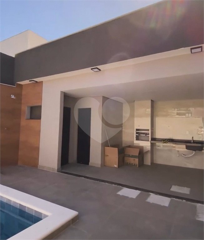 Casa à venda com 3 quartos, sendo 1 suíte, no condomínio Grand Park, Rio de Janeiro - RJ