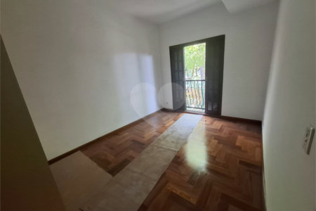 Casa para alugar com 4 quartos, sendo 2 suítes, no condomínio Palm Garden, São Paulo - SP