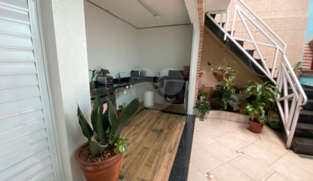 Sobrado à venda com 4 quartos, sendo 1 suíte,  em Tremembé, São Paulo, SP