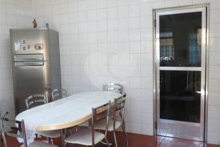 Casa Térrea à venda com 3 quartos, sendo 1 suíte, em Vila Santo Estéfano, São Paulo, SP