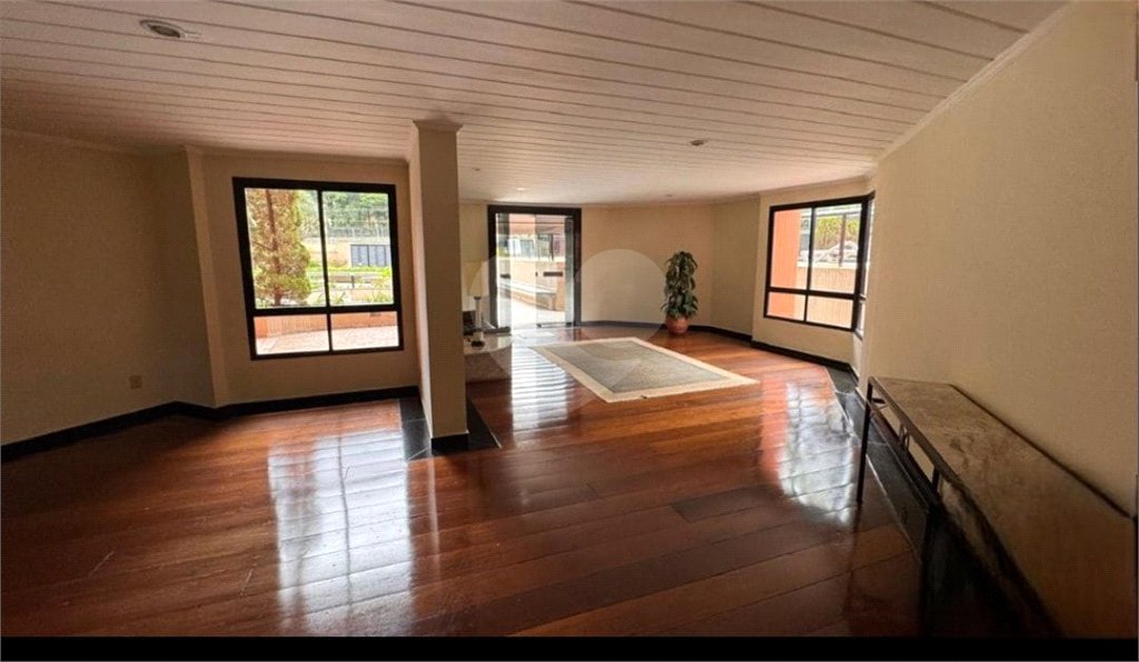 Apartamento à venda ou para alugar com 3 quartos, sendo 1 suíte, em Vila Andrade, São Paulo, SP