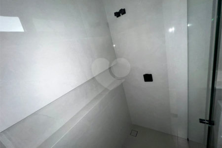 Casa à venda com 3 quartos, sendo 1 suíte, no condomínio Horto Florestal Villagio, Sorocaba - SP