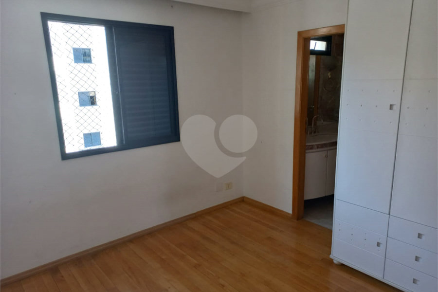 Apartamento à venda com 3 quartos, sendo 2 suítes, em Santana, São Paulo, SP