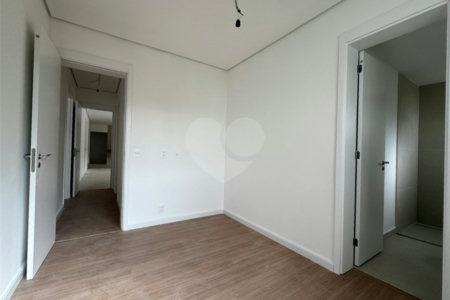 Apartamento à venda com 3 suítes em Tucuruvi, São Paulo, SP