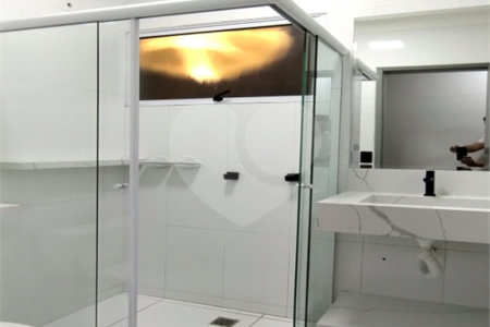 Casa à venda com 3 quartos, sendo 1 suíte, no condomínio Rio das Pedras, Salto - SP