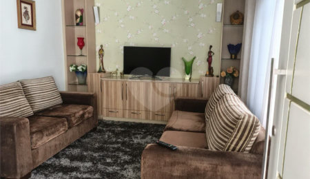 Casa à venda com 3 quartos, sendo 1 suíte,  em Jardim Country Club, Poços de Caldas, MG