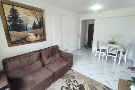 Apartamento à venda com 2 quartos, sendo 1 suíte, em Parque São Luís, Taubaté, SP