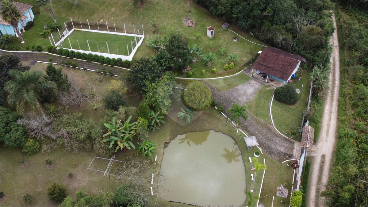 Sítio à venda com 5 quartos, sendo 1 suíte, em Ouro Fino, Santa Isabel, SP