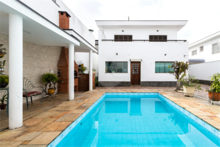Casa à venda com 4 quartos, sendo 3 suítes, em Vila Mariana, São Paulo, SP