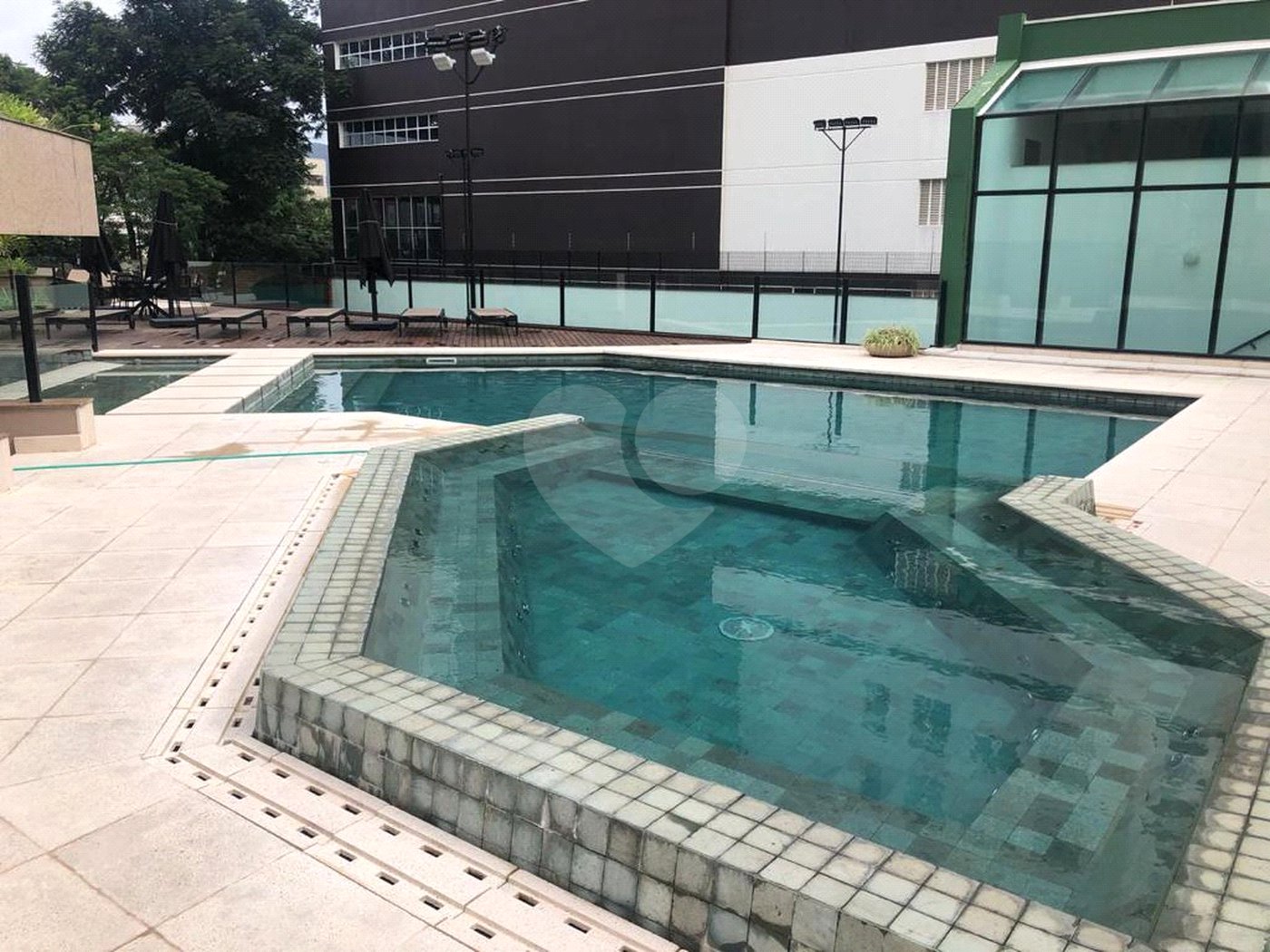 Apartamento à venda com 4 suítes em Vila Oliveira, Mogi das Cruzes, SP