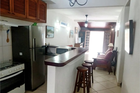 Casa em condomínio à venda com 2 quartos em Geribá, Armação dos Búzios, RJ