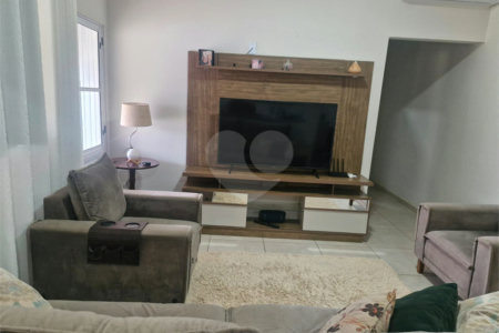 Chácara à venda com 2 quartos, sendo 1 suíte, em Mato Seco, Itapetininga, SP
