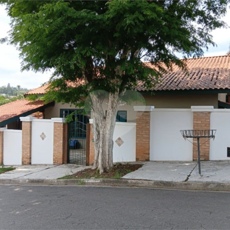 Casa à venda com 3 quartos, sendo 1 suíte, em Bosque, Vinhedo, SP