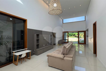 Casa à venda com 3 suítes no condomínio Vivendas do Lago, Sorocaba - SP