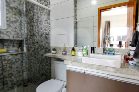 Casa à venda com 3 suítes no condomínio Residencial Alto da Floresta, Bom Jesus dos Perdões - SP