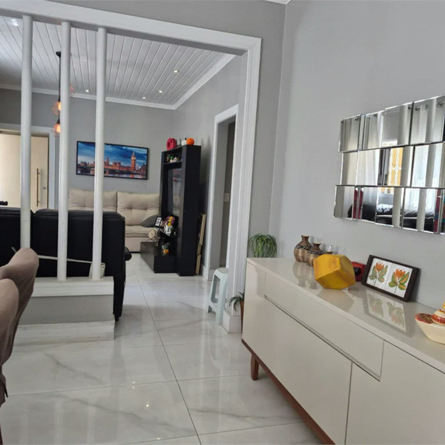 Casa à venda com 3 suítes em Bela Aliança, São Paulo, SP