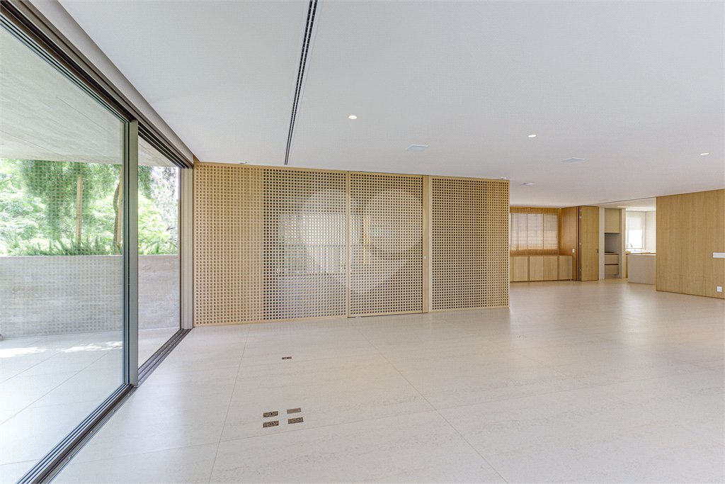 Apartamento à venda com 4 suítes em Moema, São Paulo, SP