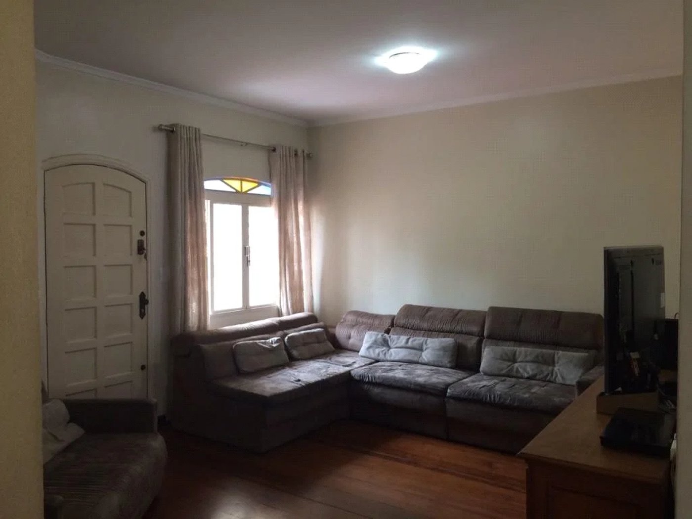 Casa à venda com 3 quartos, sendo 1 suíte, em Jardim Trussardi, São Paulo, SP