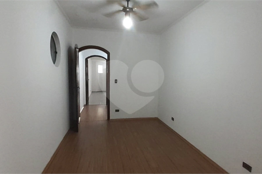 Sobrado à venda com 4 quartos, sendo 2 suítes,  em Vila Maria, São Paulo, SP