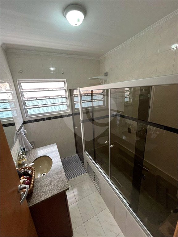 Casa à venda com 3 quartos, sendo 1 suíte,  em Jardim Casablanca, São Paulo, SP