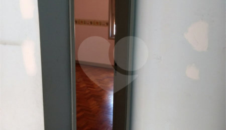 Sobrado à venda com 3 quartos, sendo 1 suíte,  em Santana, São Paulo, SP