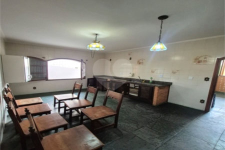 Casa à venda com 3 suítes em Vila Jardini, Sorocaba, SP
