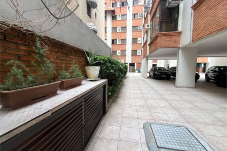 Apartamento com 2 dormitórios à venda, 64 m² por R$ 360.000,00 - Jardim Praiano - Guarujá/SP
