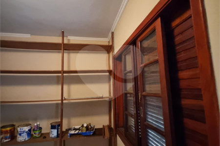 Casa à venda com 3 quartos, sendo 1 suíte,  em Jardim Leonor Mendes de Barros, São Paulo, SP