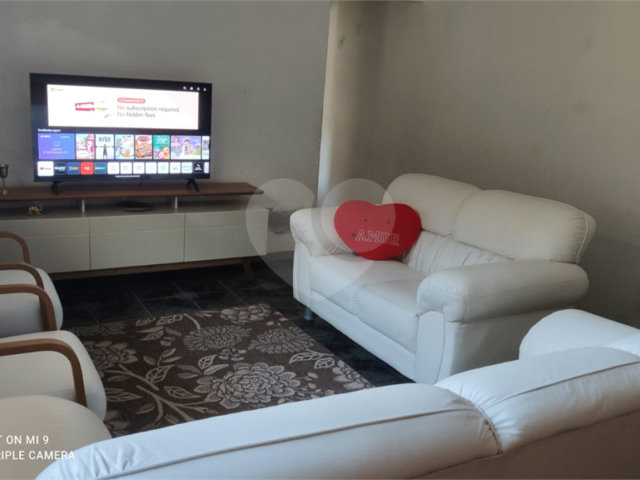 Casa à venda com 4 quartos, sendo 3 suítes,  no condomínio Sausalito, Mairiporã - SP