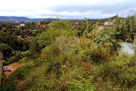 Terreno à venda com 1 quarto em Jardim Imperial, Atibaia, SP