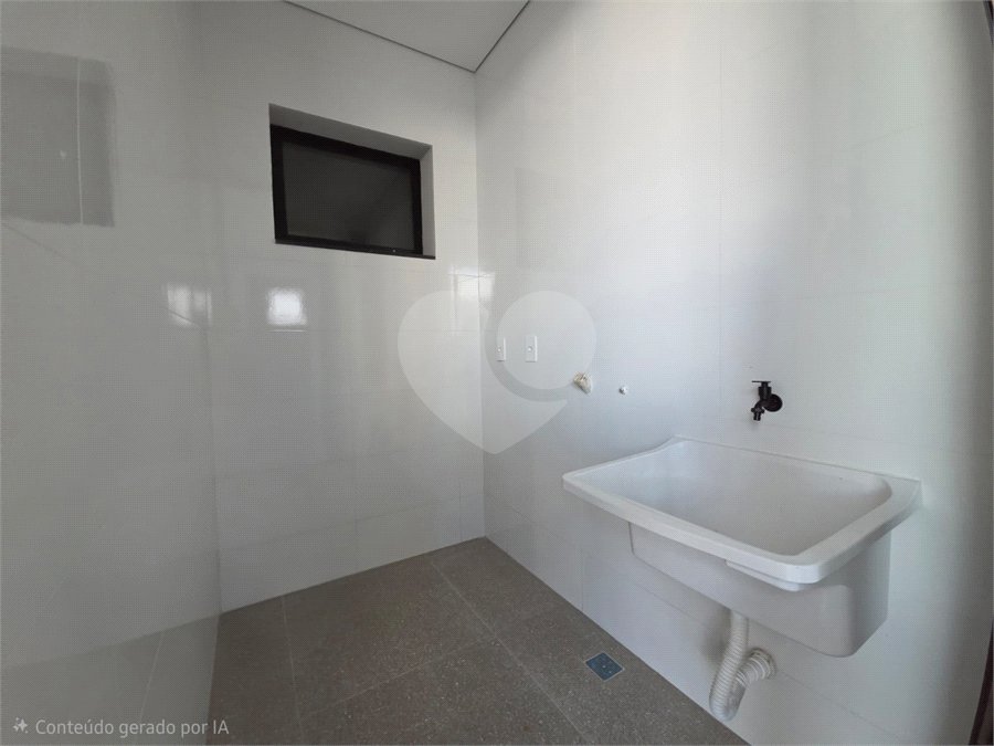 Casa à venda com 3 suítes no condomínio Helena Maria, Sorocaba - SP