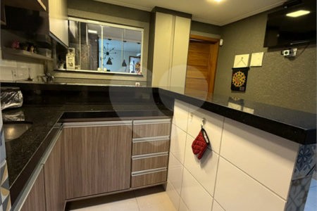Casa à venda com 3 suítes em Vila Comercial, São Paulo, SP