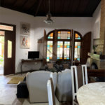 Casa à venda com 6 suítes em Massaguaçu, Caraguatatuba, SP