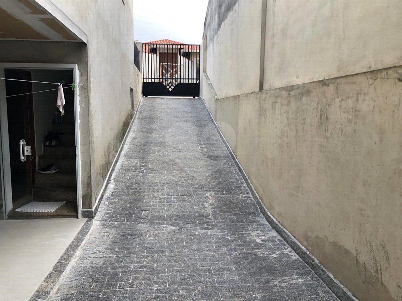 Casa à venda com 3 suítes no condomínio Estancia da Serra / Residencial Nova Mairipora, Mairiporã - SP