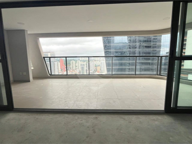Apartamento à venda com 4 quartos, sendo 2 suítes,  em Chácara Santo Antônio (zona Sul), São Paulo, SP