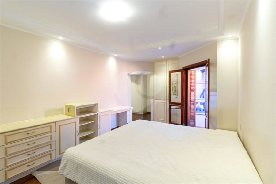 Casa à venda com 3 suítes no condomínio Da Serra, São Paulo - SP