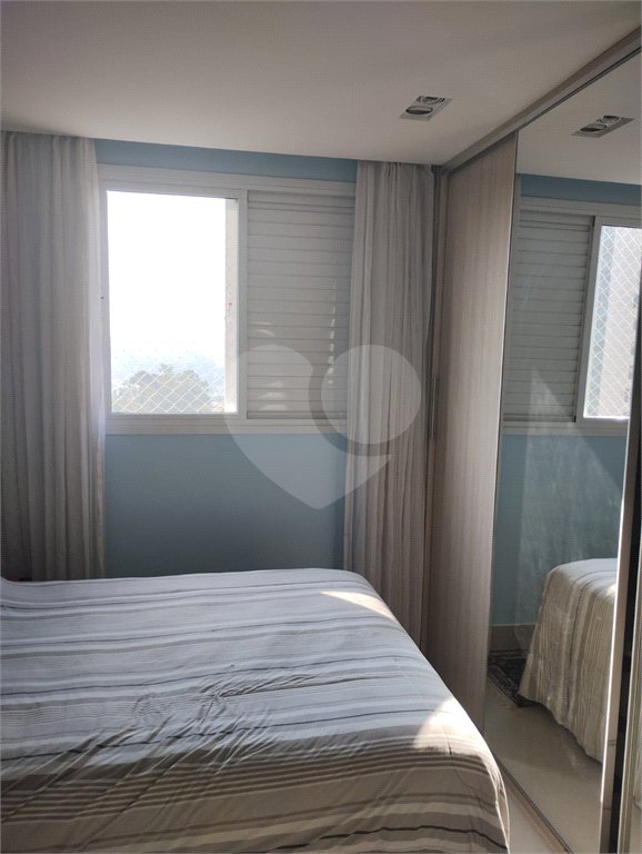 Apartamento à venda com 3 quartos, sendo 1 suíte,  em Jardim Ester Yolanda, São Paulo, SP