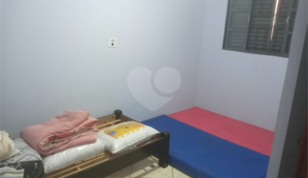 Casa à venda com 3 quartos em Vila Tito de Carvalho (vila Xavier), Araraquara, SP