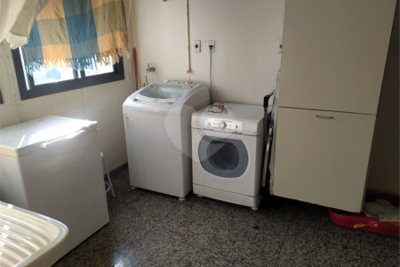 Apartamento à venda com 4 suítes em Jardim Marajoara, São Paulo, SP
