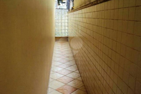 Sobrado à venda com 3 quartos, sendo 1 suíte,  em Vila Paulicéia, São Paulo, SP