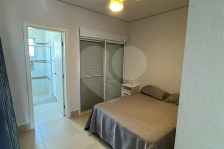 Casa à venda com 4 suítes no condomínio Fazenda Palmeiras Imperiais, Salto - SP