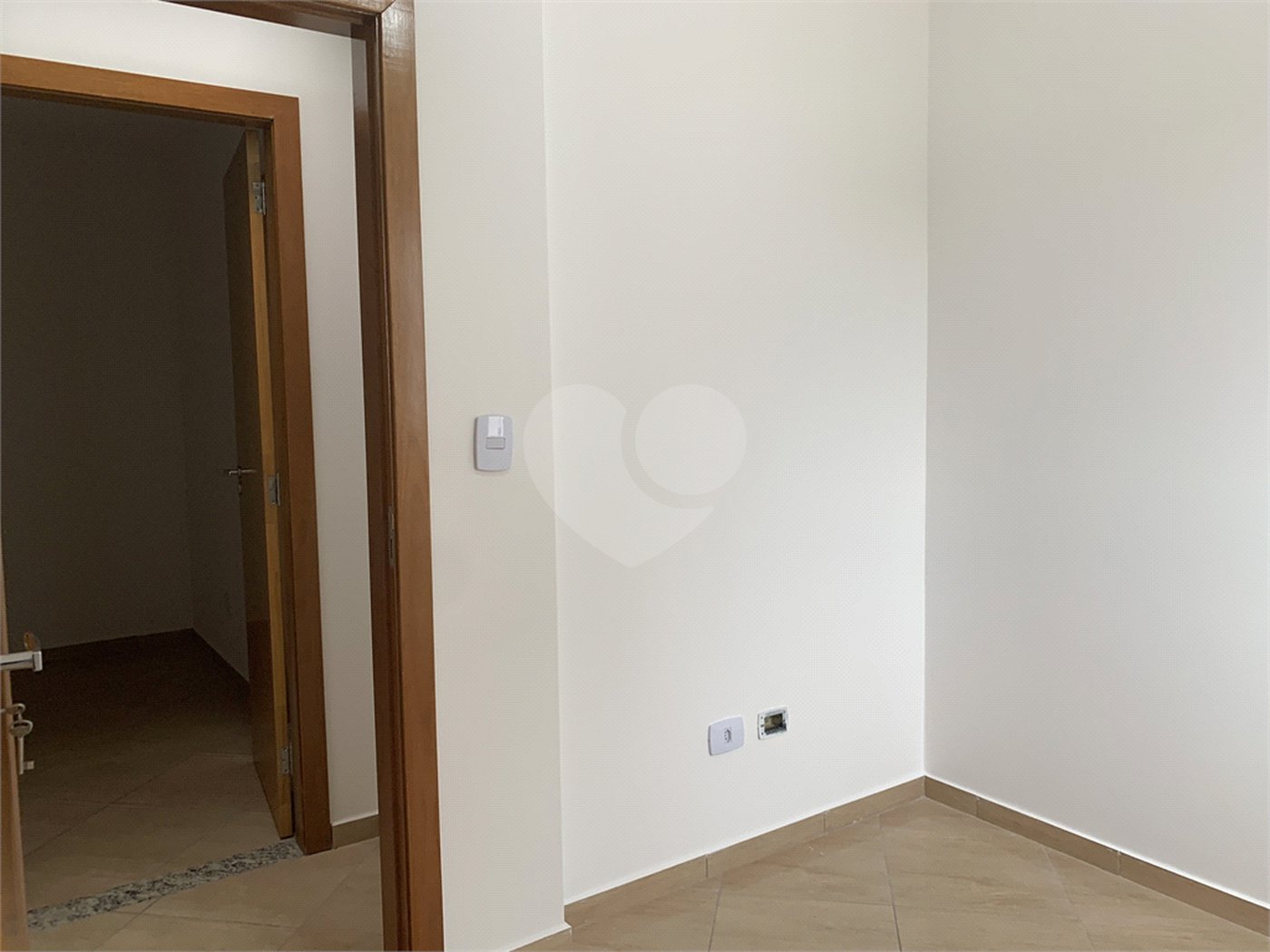Casa à venda com 2 suítes no condomínio Residencial Pitangueiras, São Paulo - SP