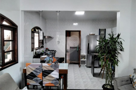 Casa à venda com 3 quartos, sendo 1 suíte, em Jardim Universo, Mogi das Cruzes, SP