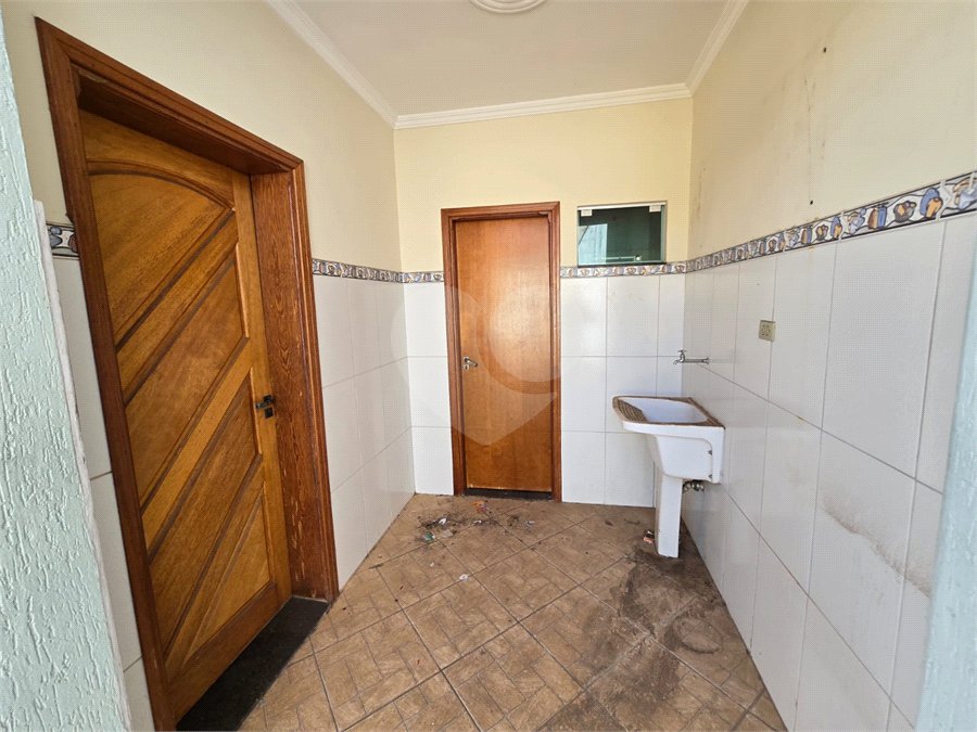 Casa à venda com 3 quartos em Vila Aparecida, Itapetininga, SP