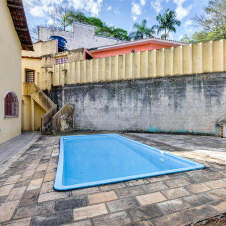 Sobrado à venda com 3 quartos, sendo 1 suíte, em Alto da Boa Vista, São Paulo, SP