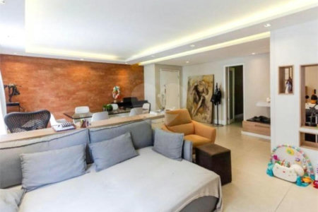 Apartamento à venda com 2 quartos, sendo 1 suíte,  em Jardim Paulista, São Paulo, SP